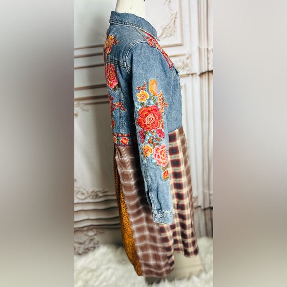 Floral Embroidered Denim Dress - Picture 7 of 10